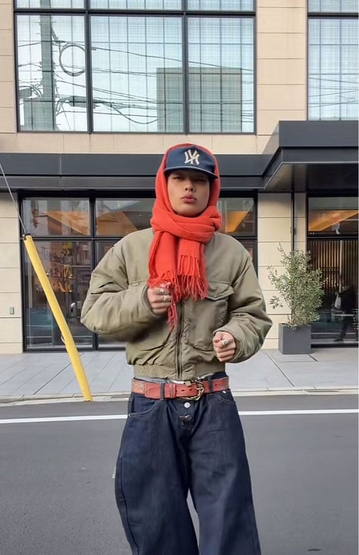 monday suck キャップ ネイビー　ダメージ加工