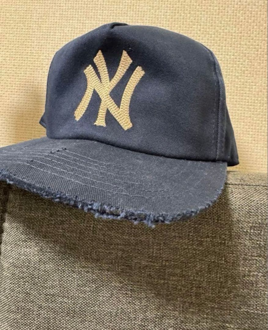 monday suck キャップ ネイビー　ダメージ加工