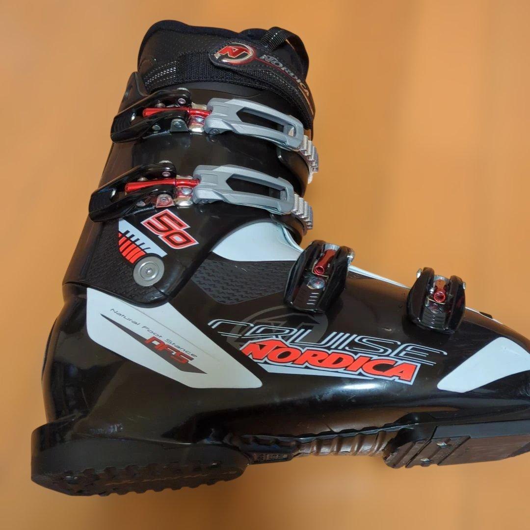Nordica Cruise 男性用スキーブーツ