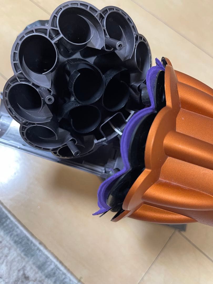 【美品】ダイソン digital slim SV18 スタンド付けエコー49分