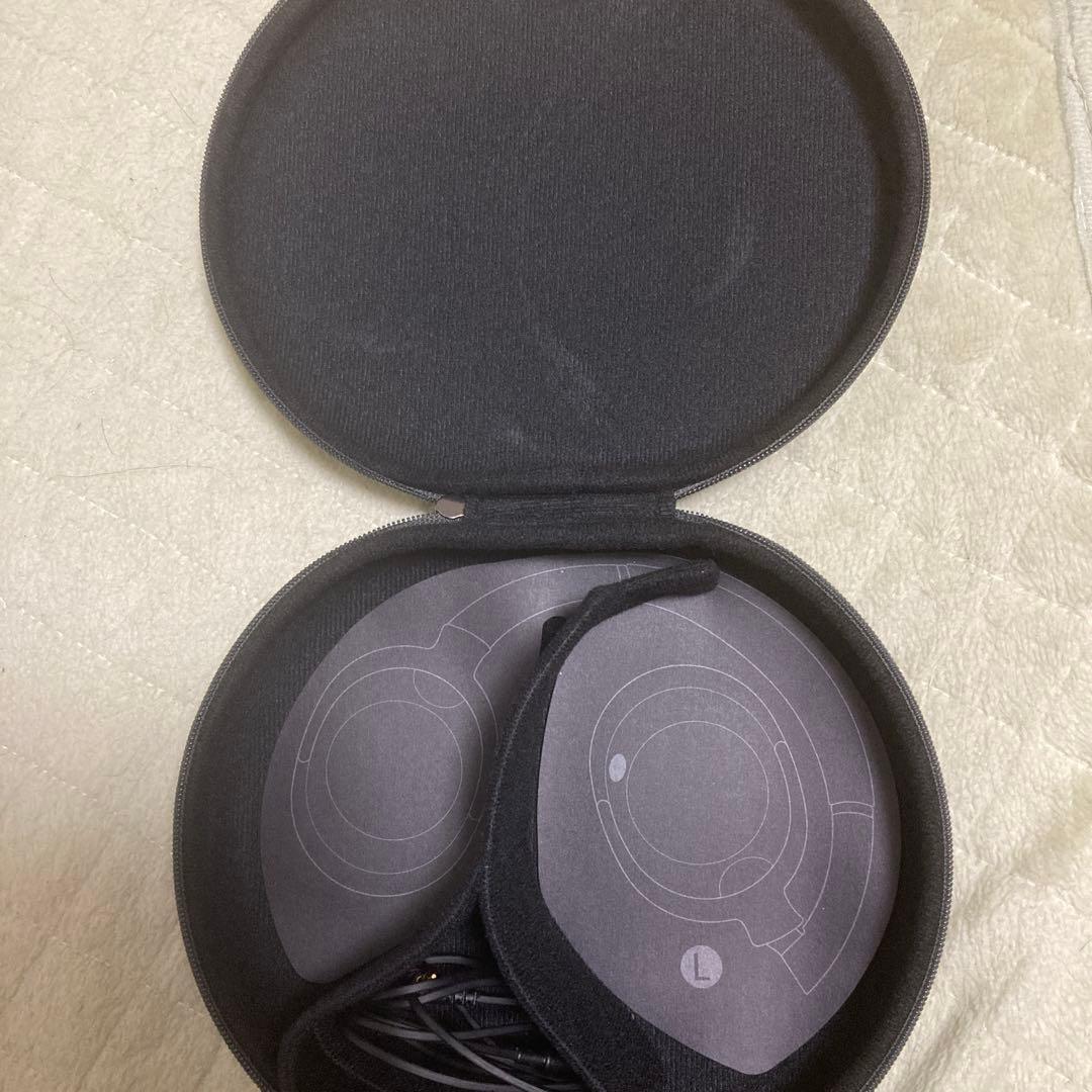 美品　ULT WEAR（WH-ULT900N）ソニー製ワイヤレスヘッドホン