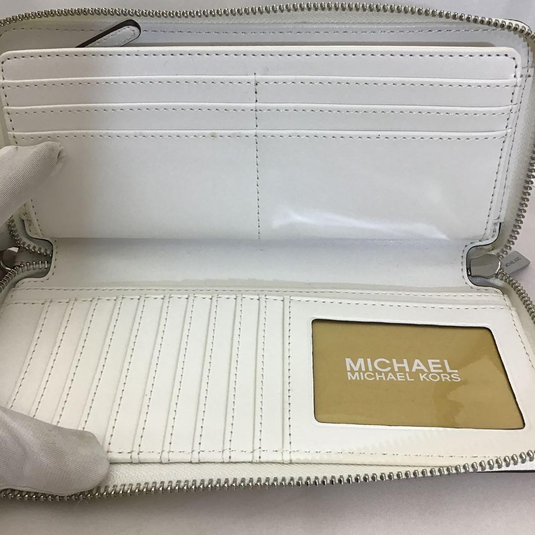 ❣️未使用❣️MICHAEL KORS ホワイト ラウンドファスナー長財布