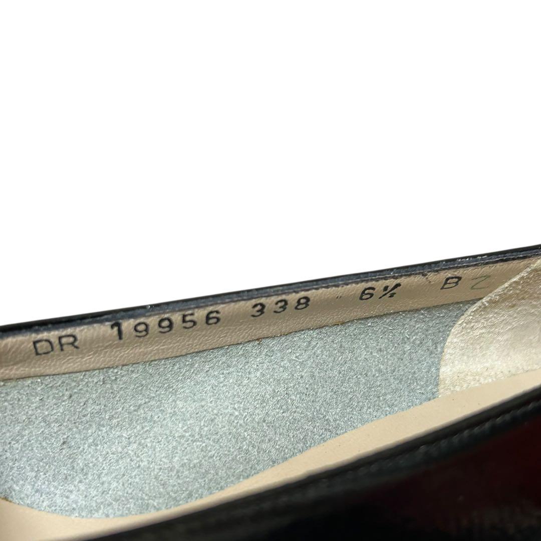 未使用品　salvatore ferragamo ヴァラリボンパンプス　ブラック