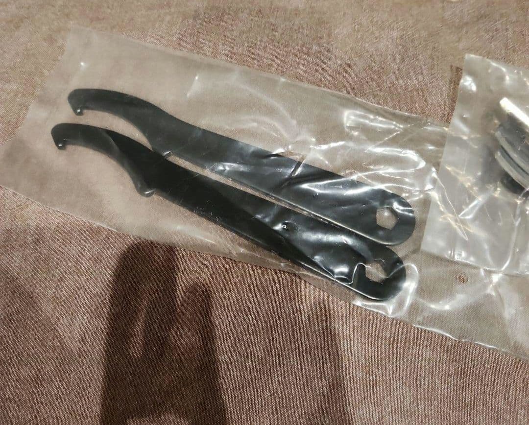 く*ん様 【新品】ルノー メガーヌRS 車高調 BC RACING BR COI