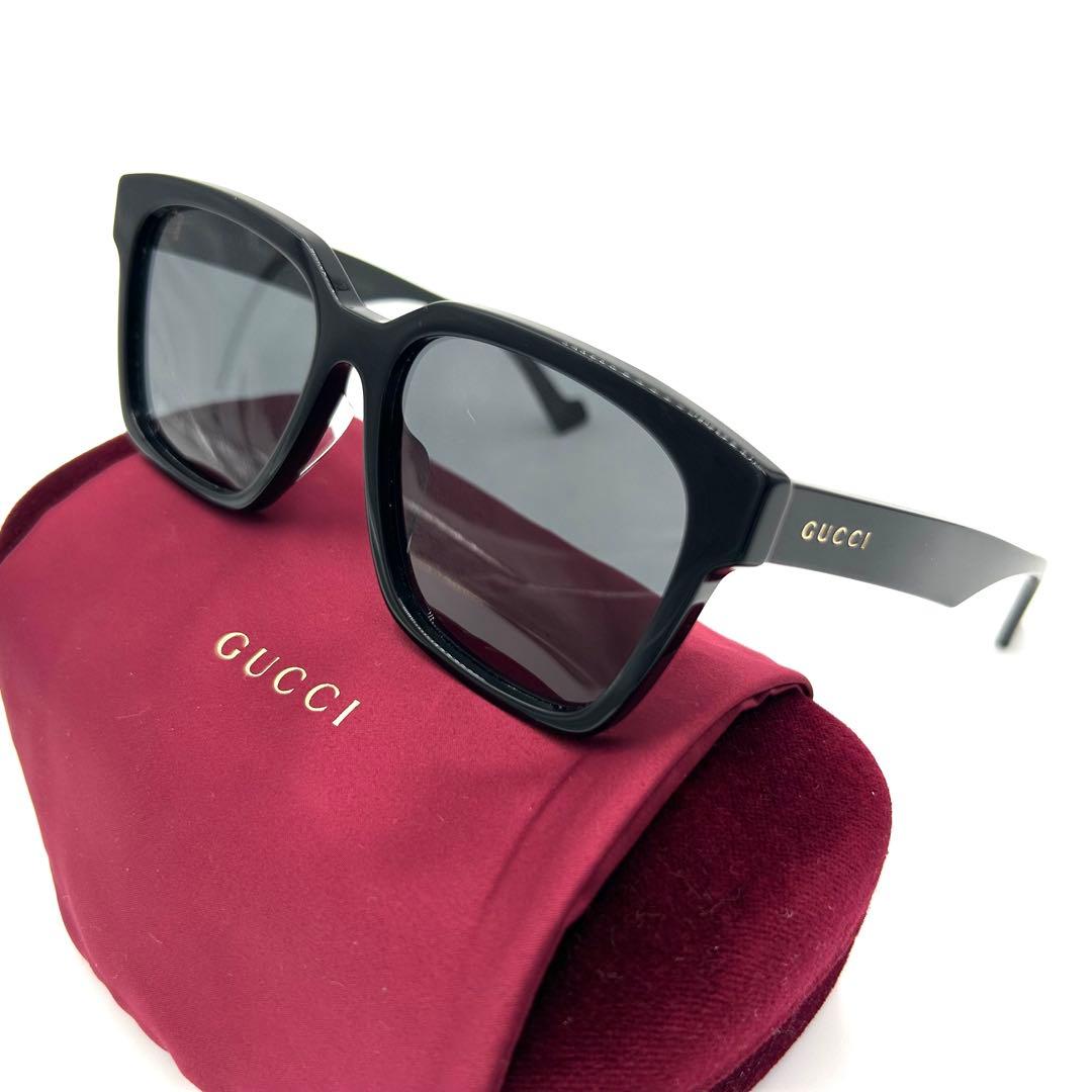 美品 GUCCI グッチ サングラス GG0965SA ブラック ロゴ