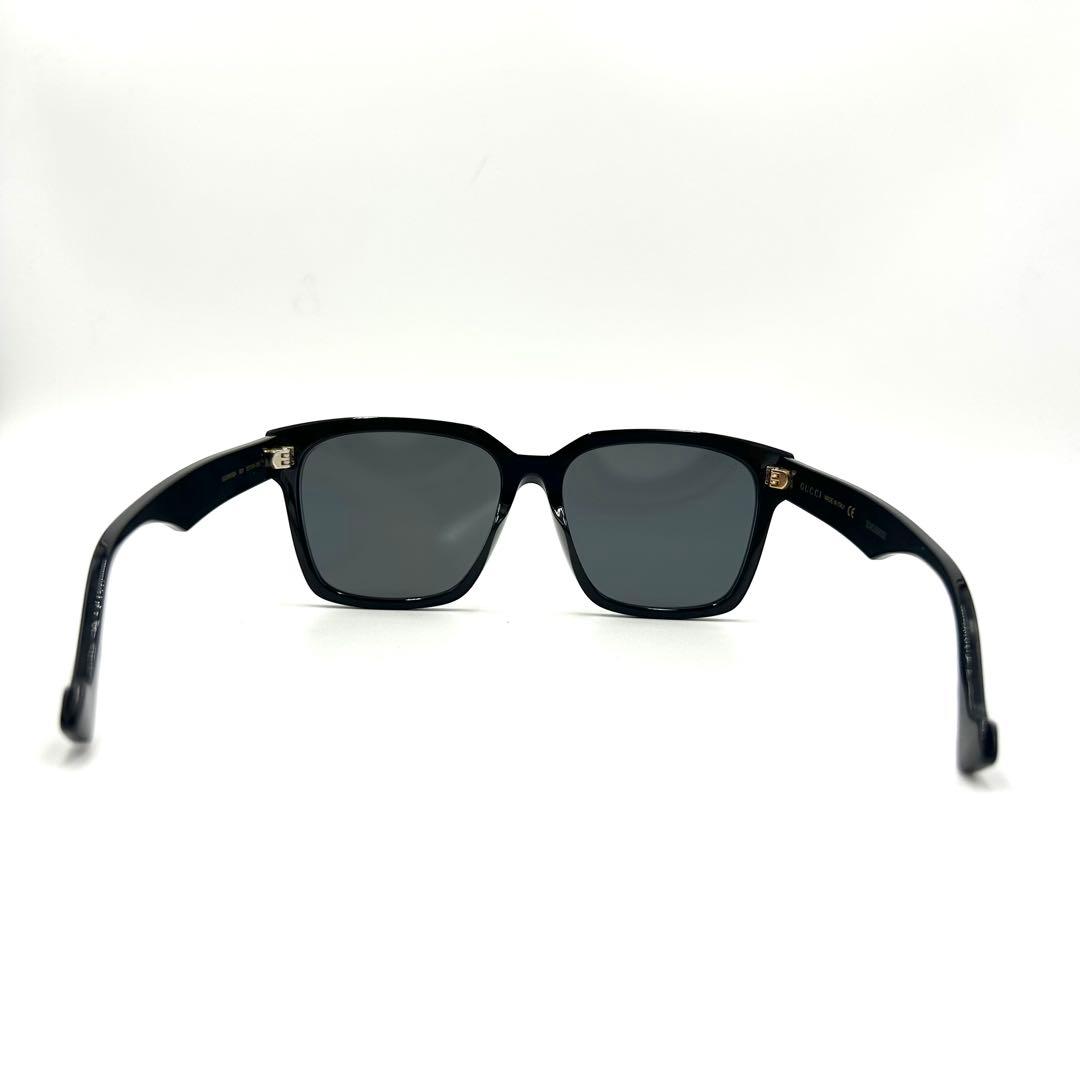 美品 GUCCI グッチ サングラス GG0965SA ブラック ロゴ