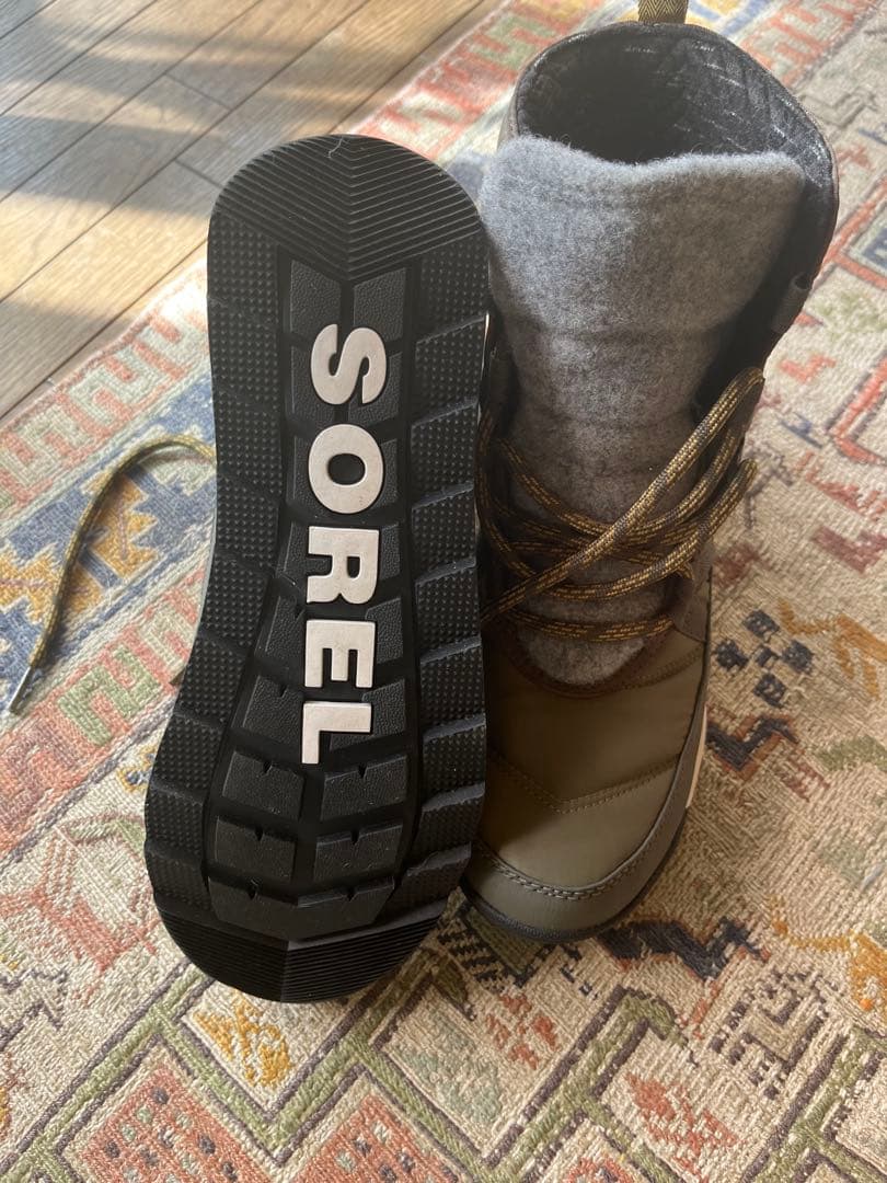 激安！ソレルスノーブーツ25.5センチUK6.5