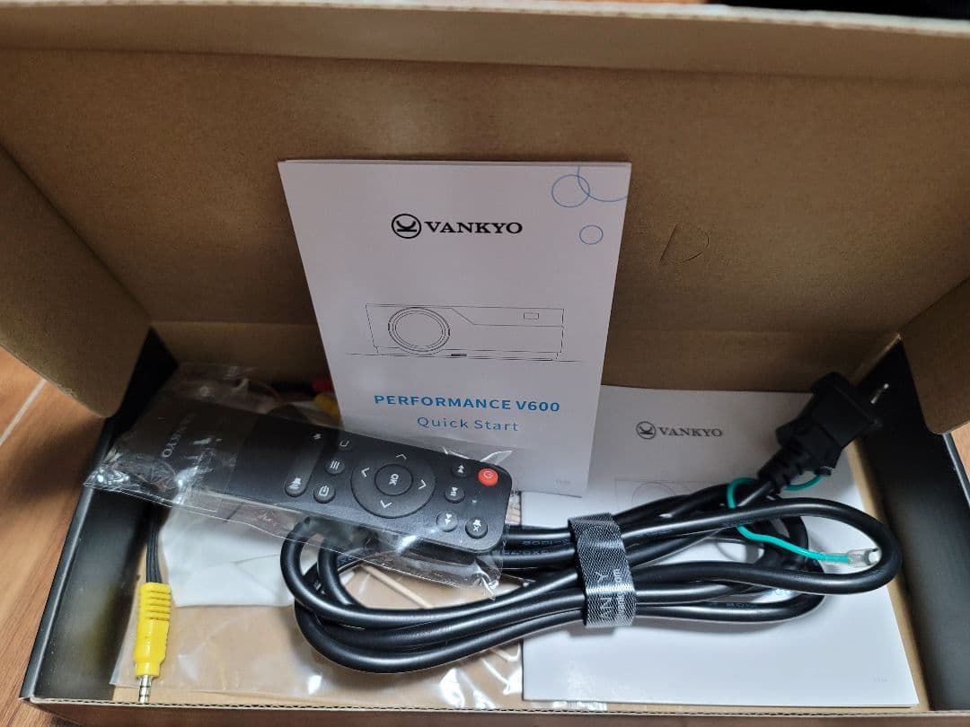 Vankyo V600 Performance1920×1080p 6500LM