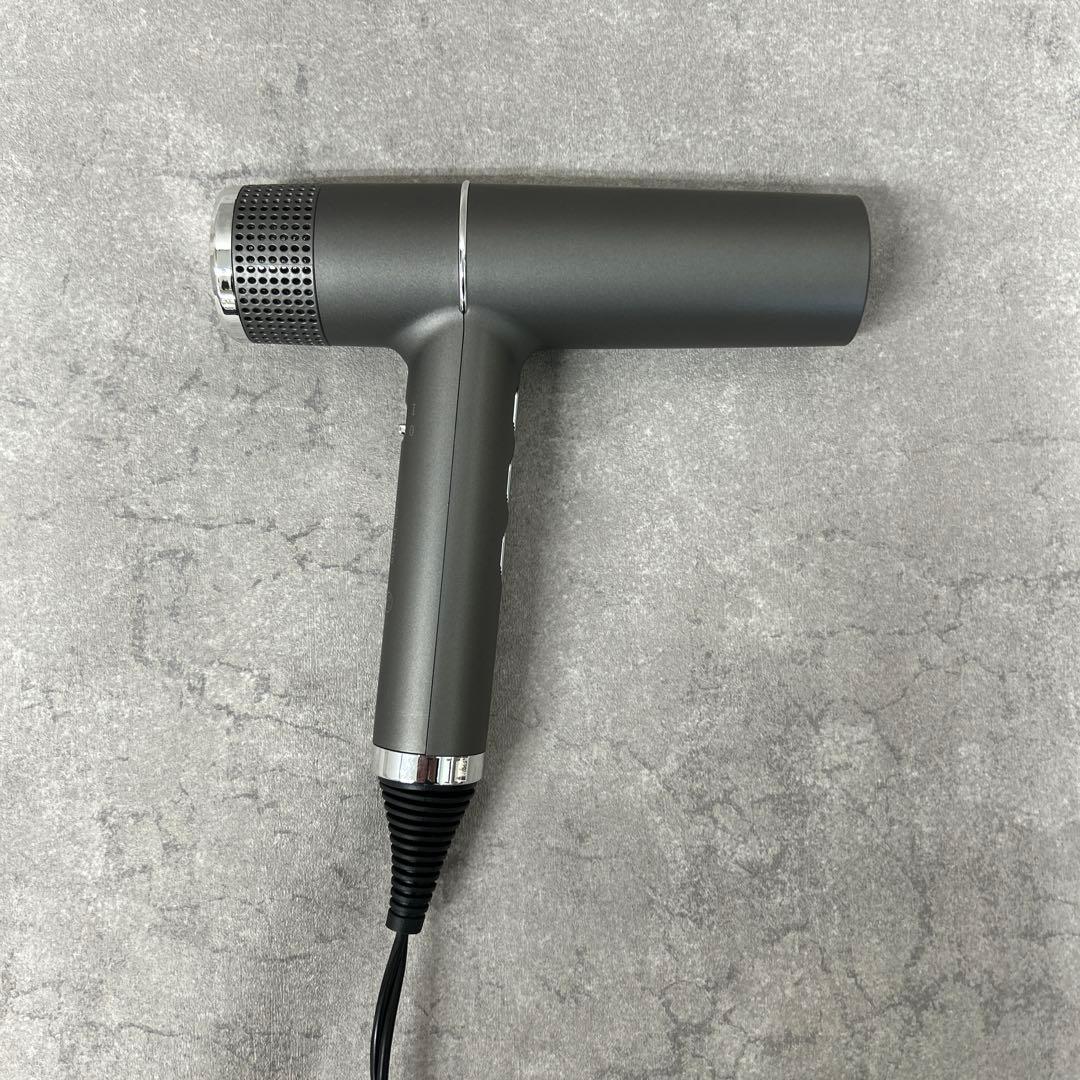 【極美品】ufv ヘアードライヤー スペースグレー