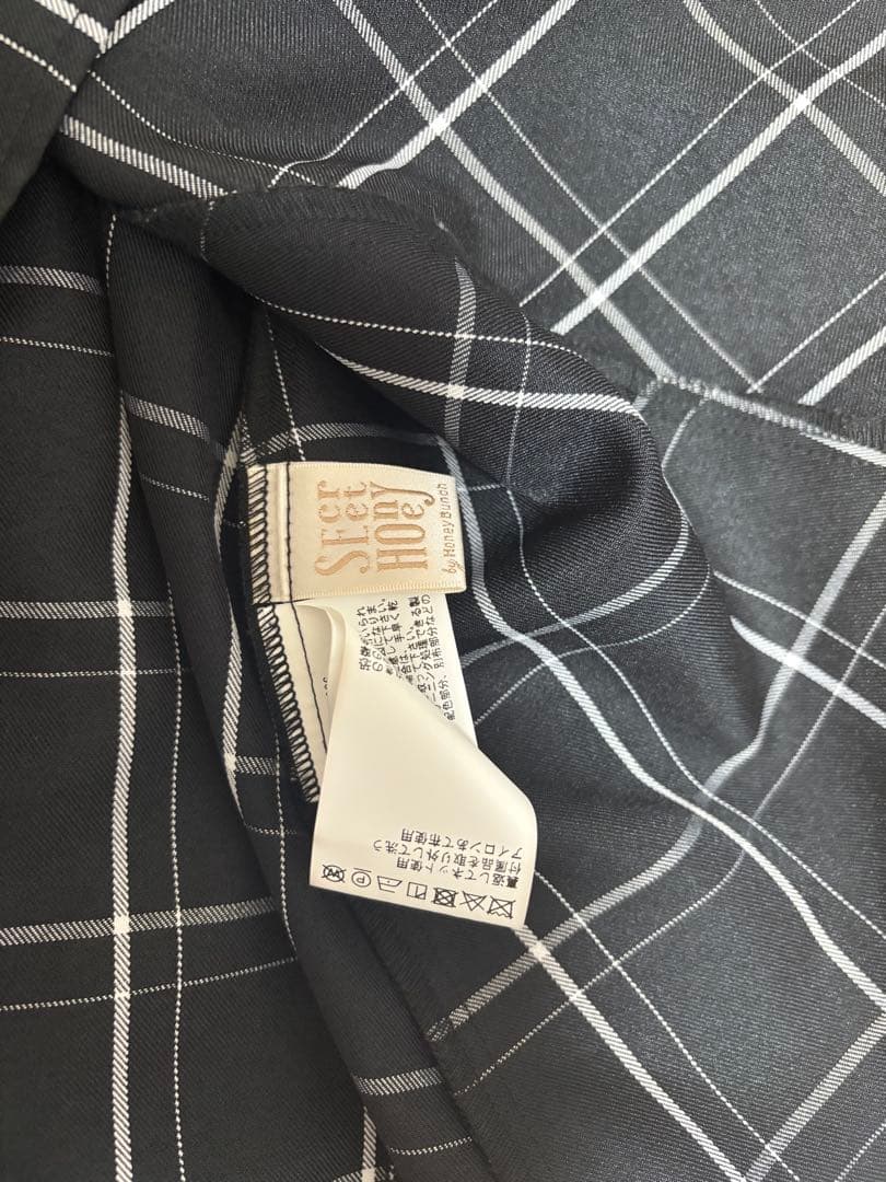 Secret Honey アクセサリーリボン長袖セットアップ