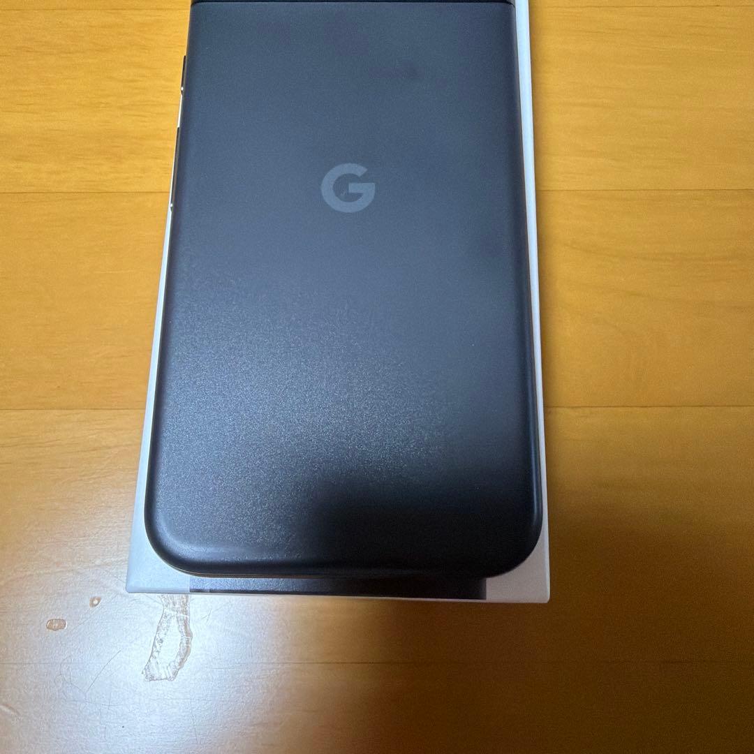 Google Pixel 8a 128GB ブラック　ほぼ新品