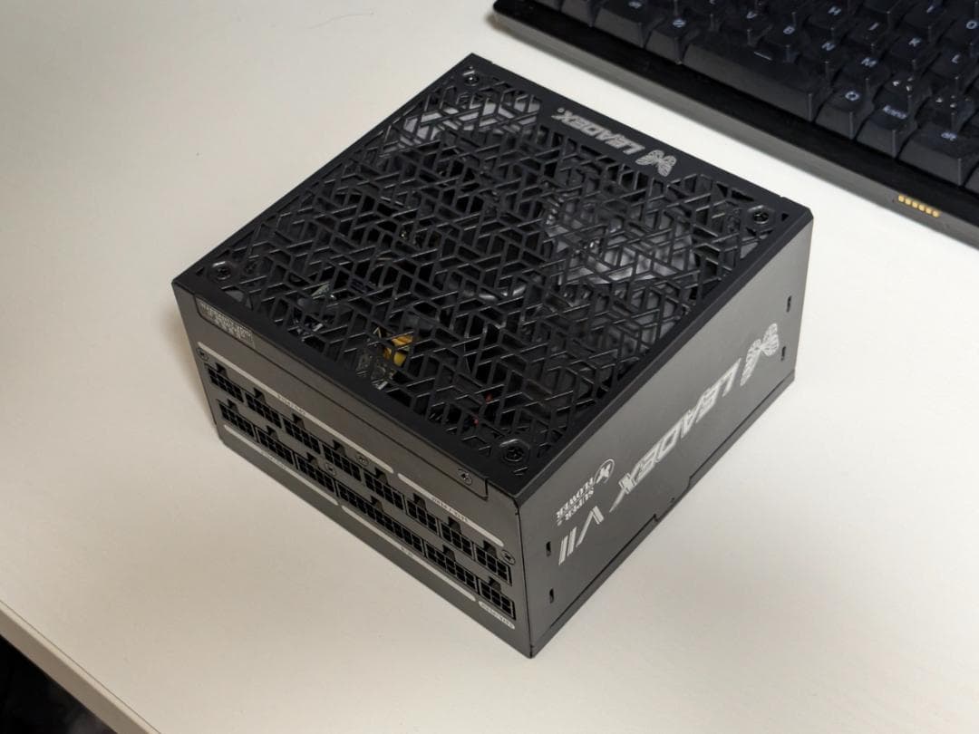 電源ユニット SUPER FLOWER SF-1000F14XG 1000W