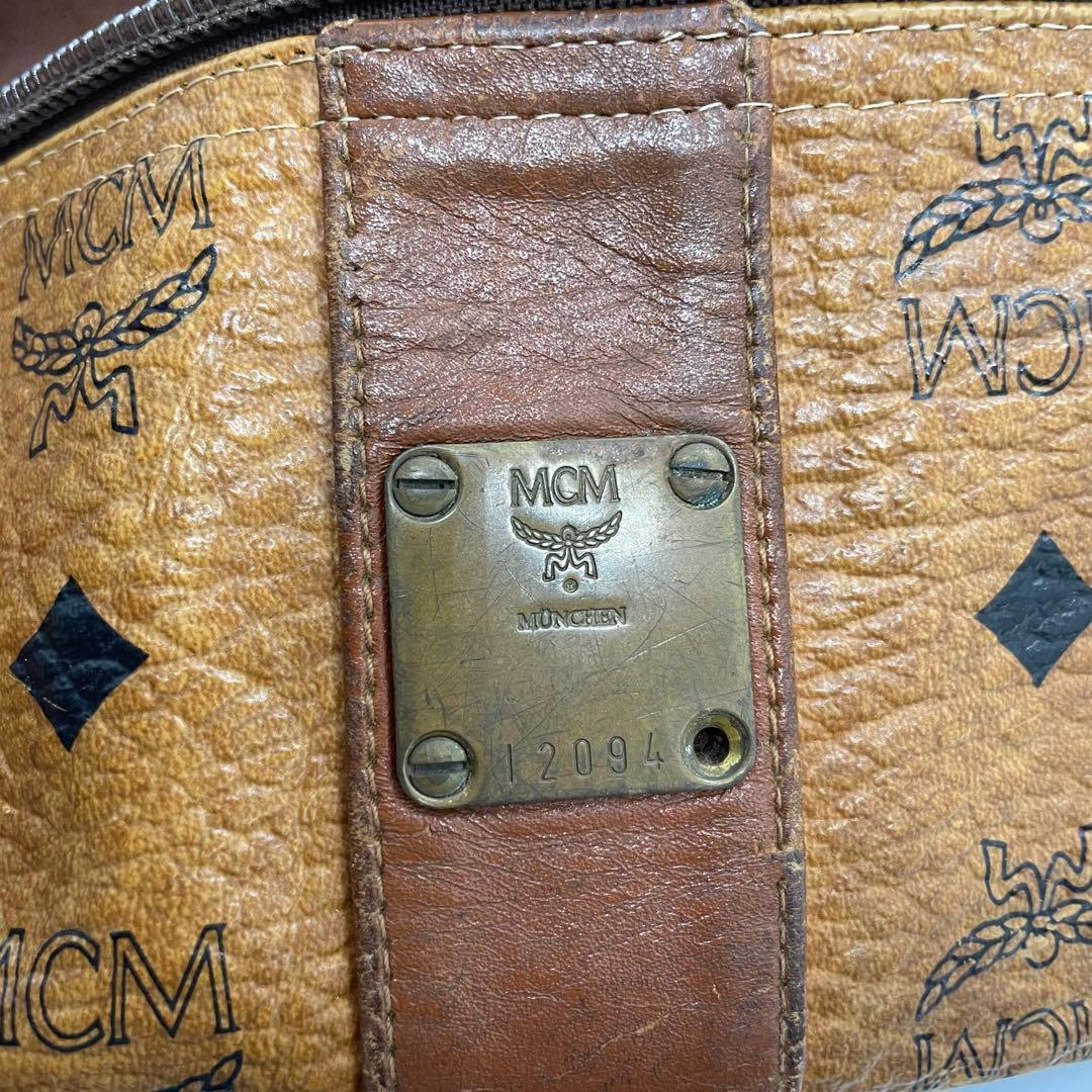 美品　MCM エムシーエム　ウエストポーチ　ボディバッグ　ブラウン