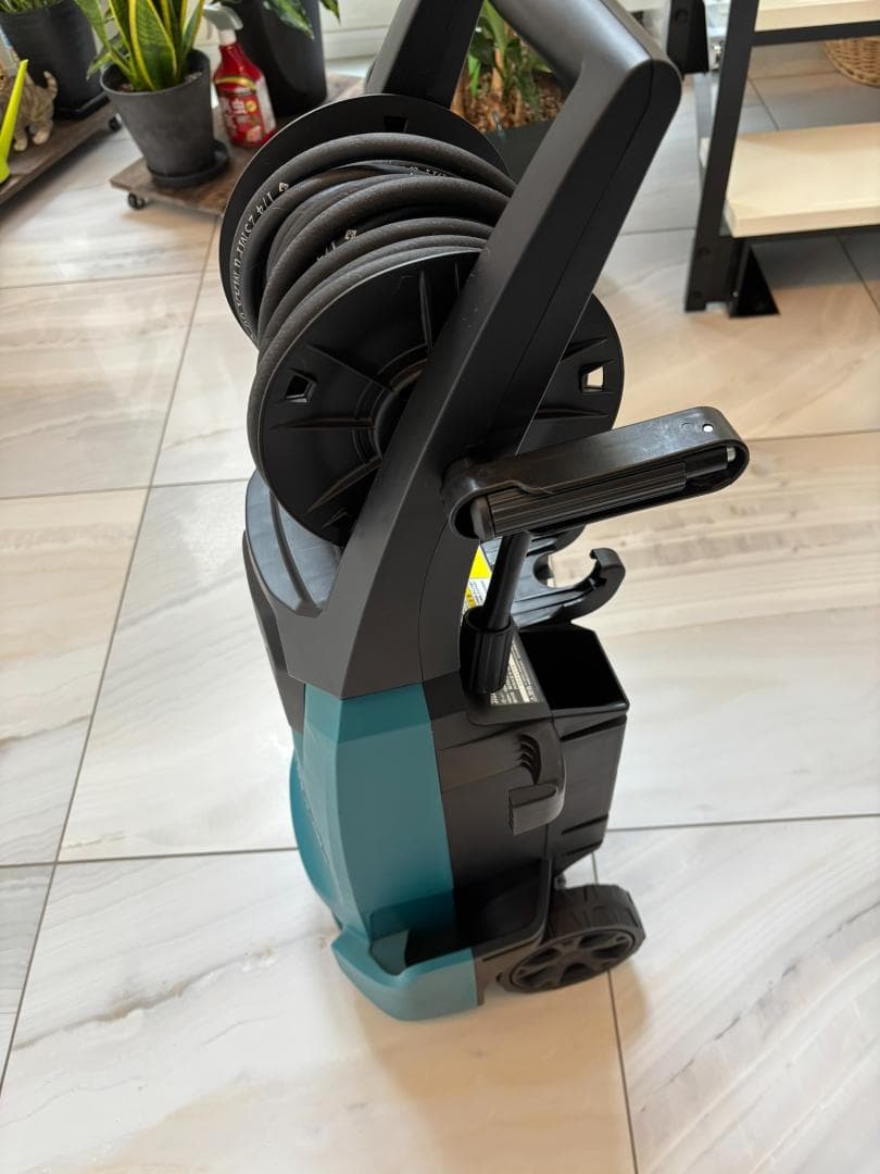 マキタ　Makita　高圧洗浄機　ＭＨＷ０８２０（高性能タイプ）未使用品