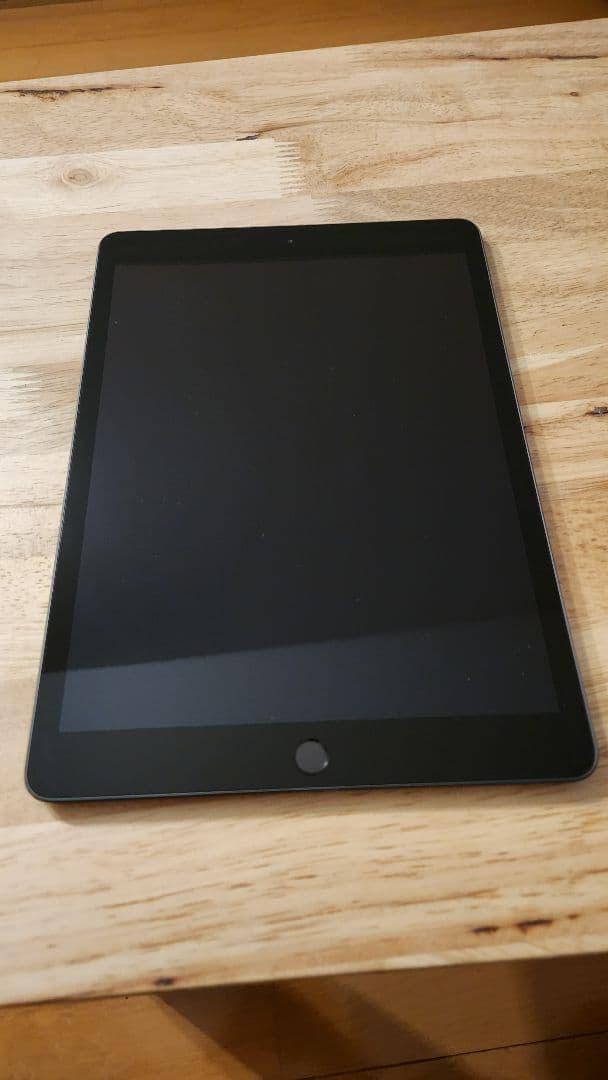 iPad第8世代(MYL92J/A) 本体32GB スペースグレイ Wi-Fi