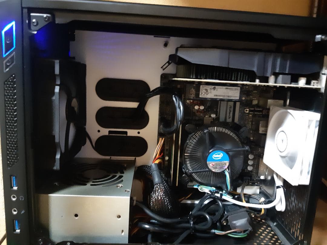 自作PC　i3 8100・8GB・SSD128GB・GTX750・Win11