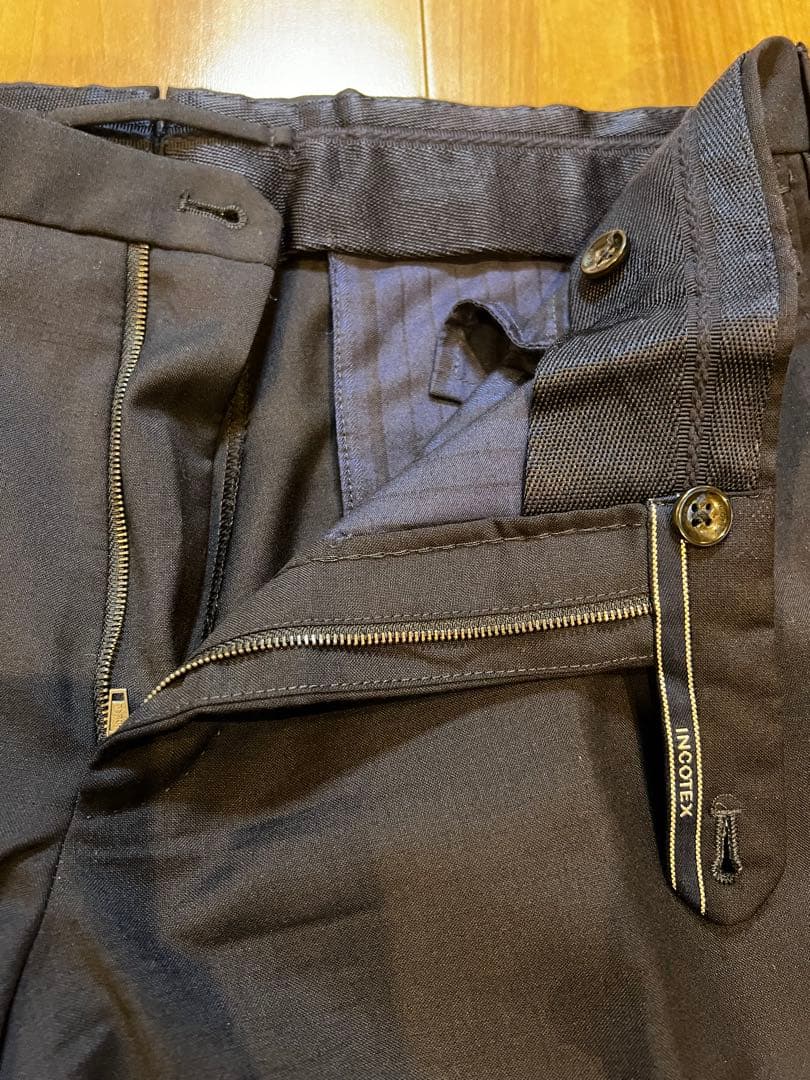 極美品 ハンガー無 INCOTEX スラックス 50