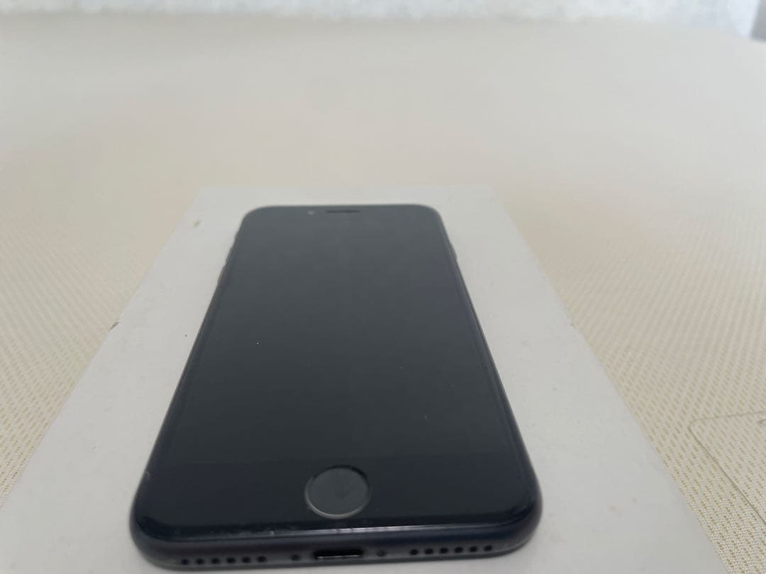 Apple iPhone 8 スペースグレー 本体のみ