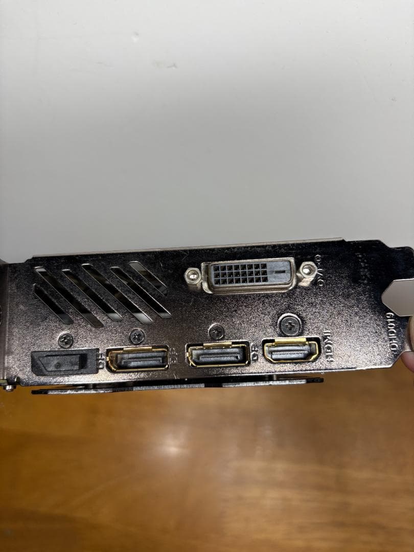 GIGABYTE GTX1070 グラフィックボード 3ファン