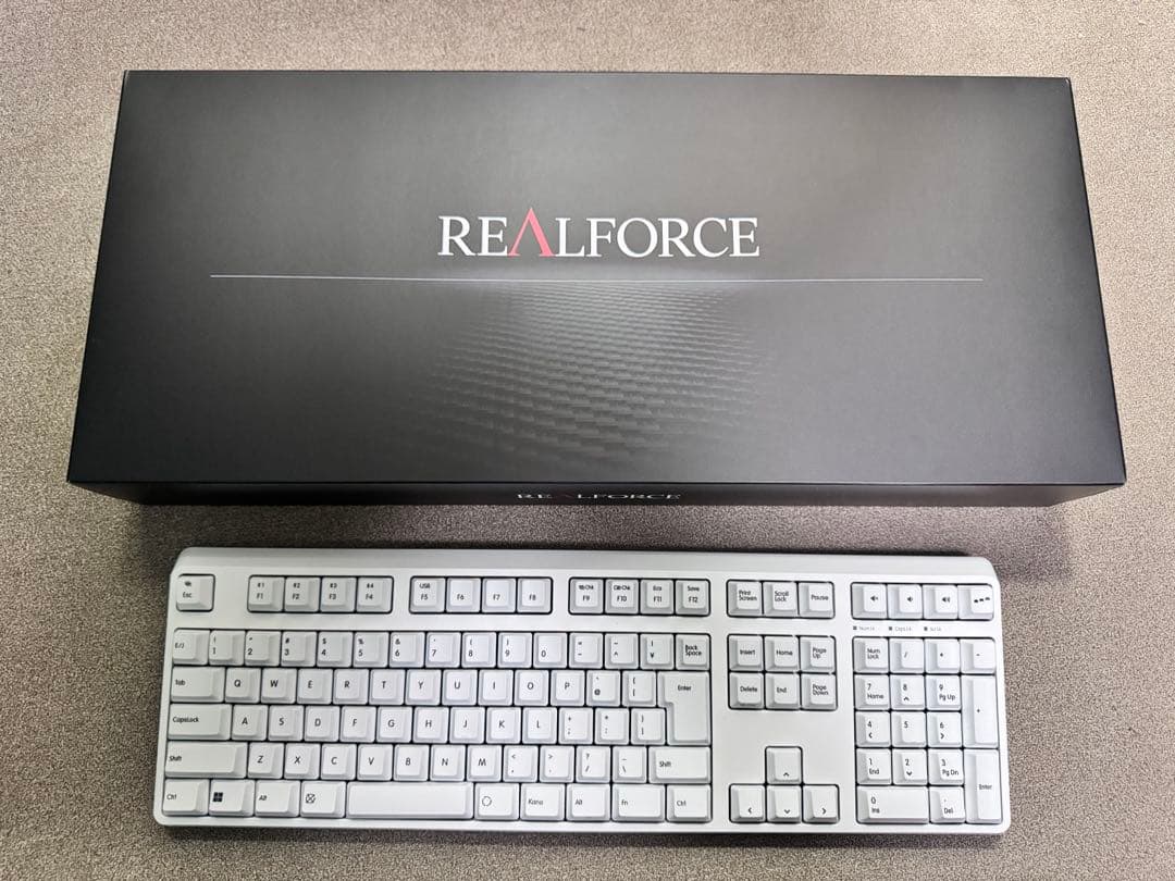 REALFORCE R4日本語配列 変荷重