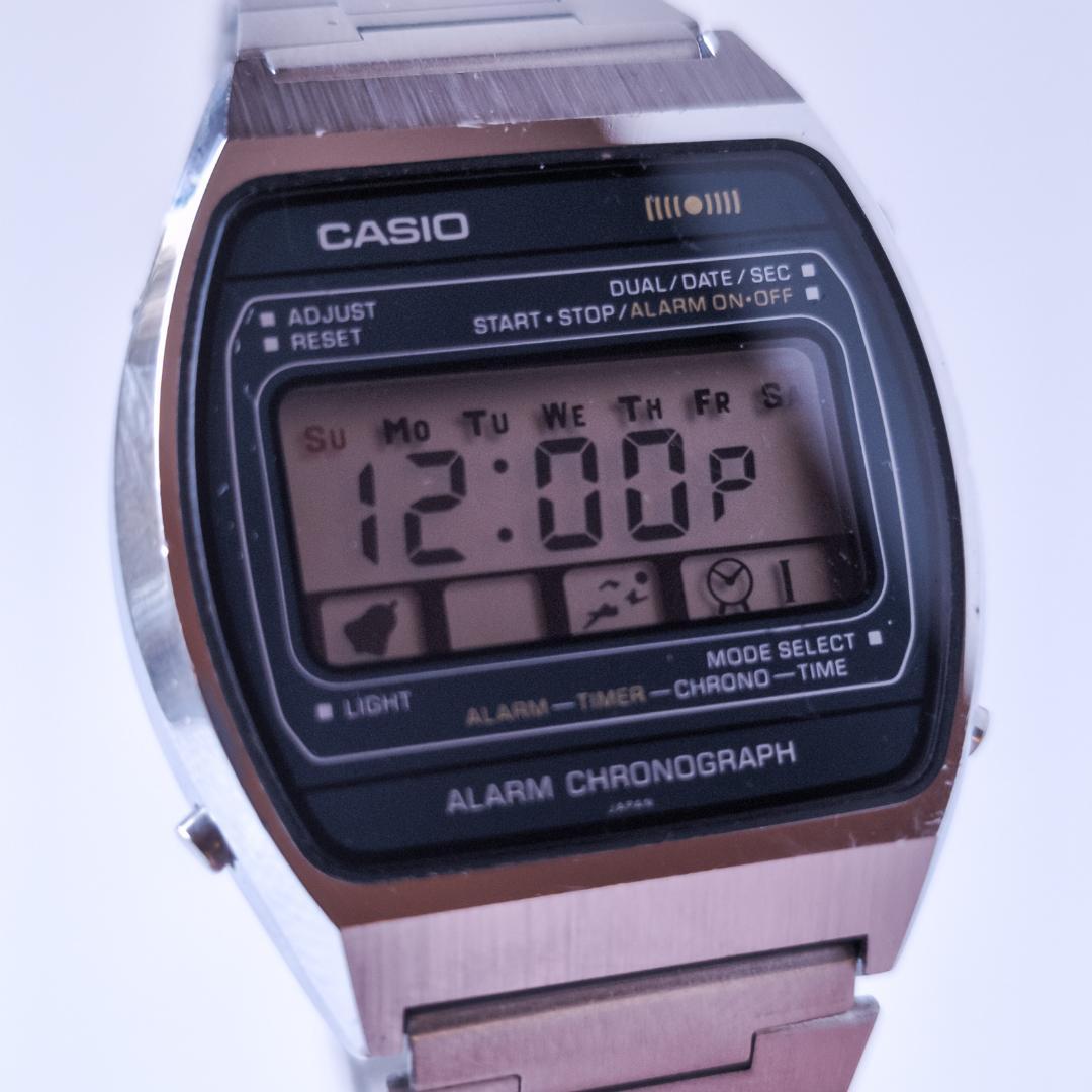 p*o様 CASIO S011 デジタル メンズ 36mm 昭和時代