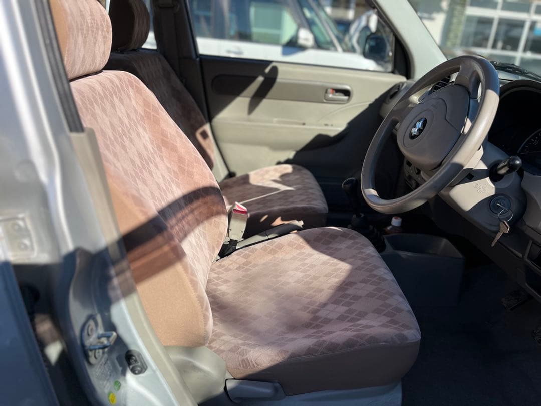 スズキアルト　MT★車検令和8年7月★2WD