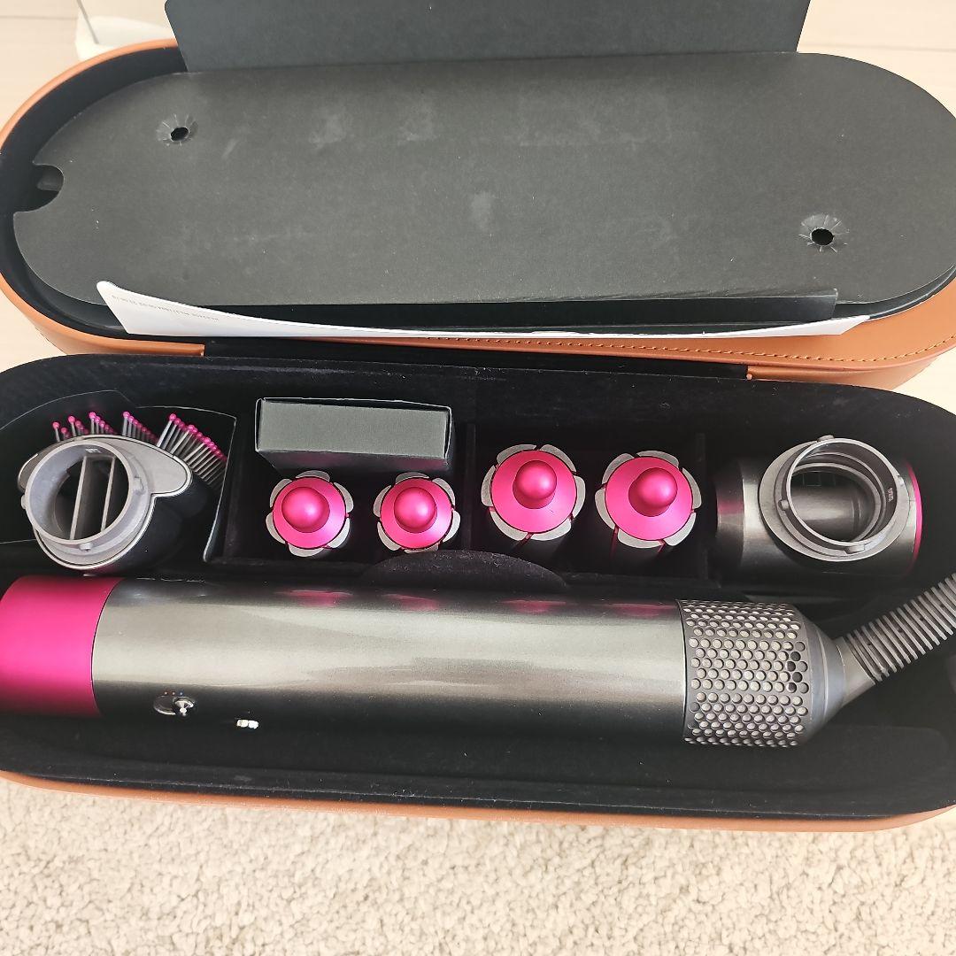 Dyson Airwrap ヘアドライヤー 付属品付き