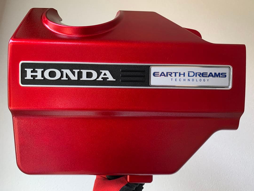 3倍赤いエンジンカバー【ナオ出品】