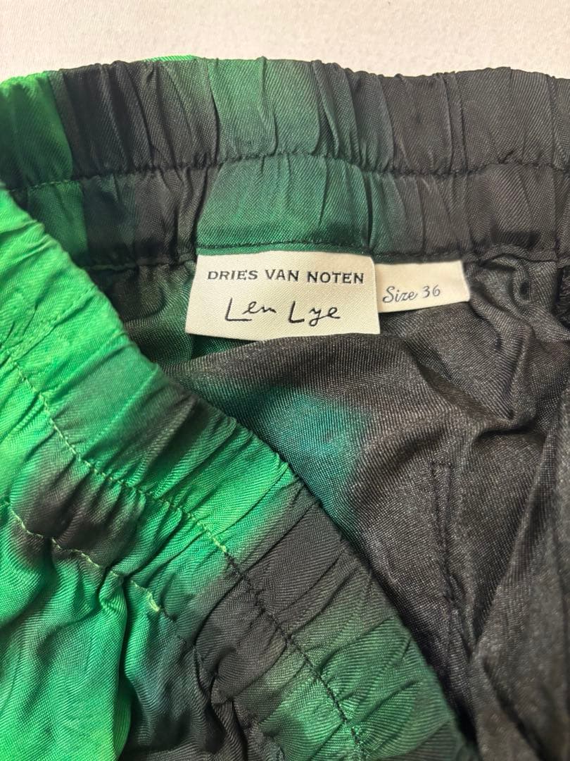 DRIESVANNOTEN Len Lyeパンツ