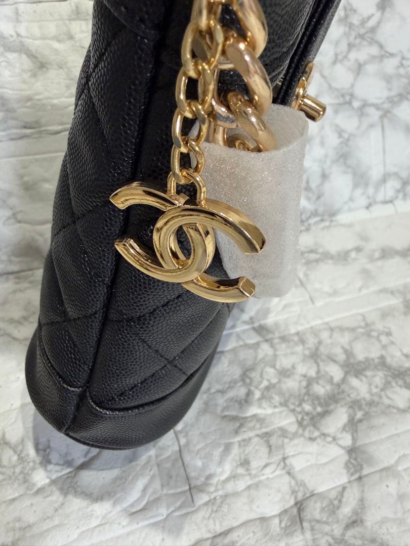 少し訳あり CHANEL ノベルティ ショルダーバッグ