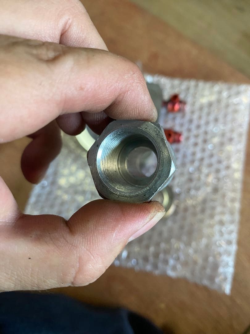 オイルクーラー取り出し口　ホーク　CB400T 旧車　バブ