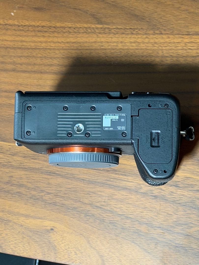 【ゆう】SONY α7IV アルファ7IV ミラーレス一眼 ボディ本体