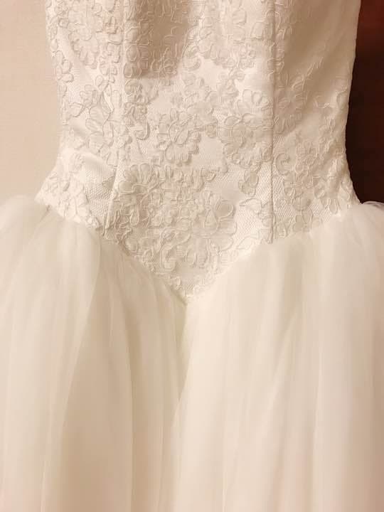 an様 ヴェラウォン風バレリーナウェディングドレスサッシュベルト ヘア飾りピアス