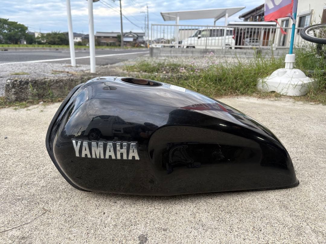 XJR400 4HM タンク ベースに