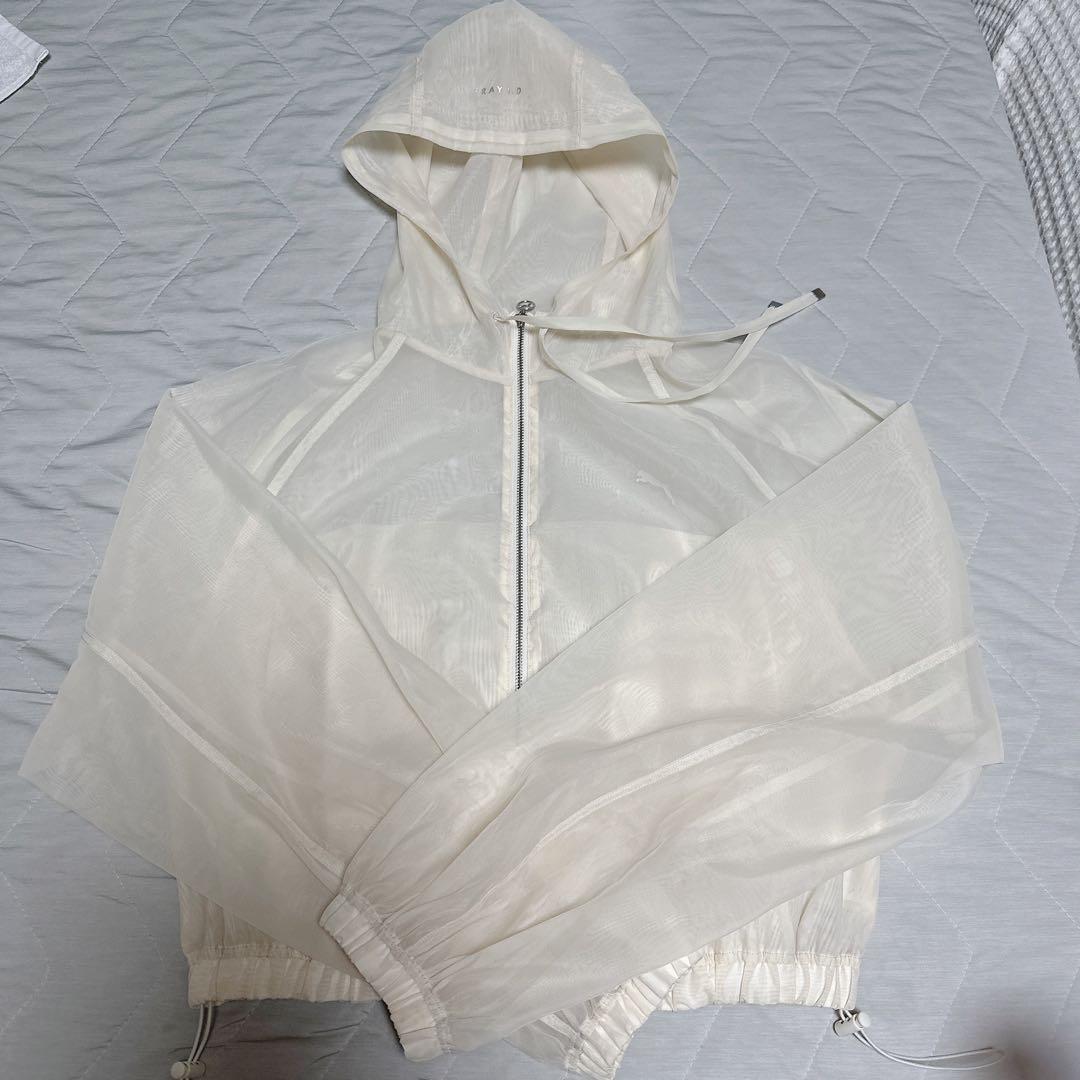 FRAY I.D×PUMA / シアーオーガンジーショートブルゾン（IVR）