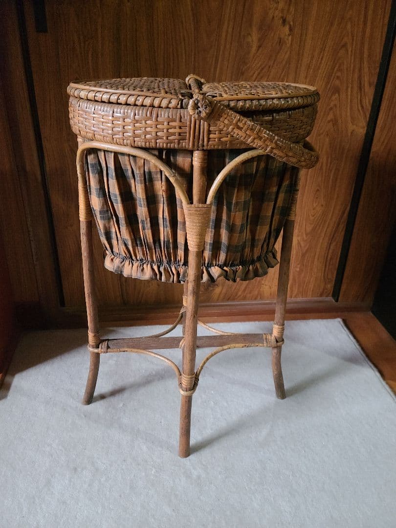 フランスアンティーク ラタン チェック柄 バスケット