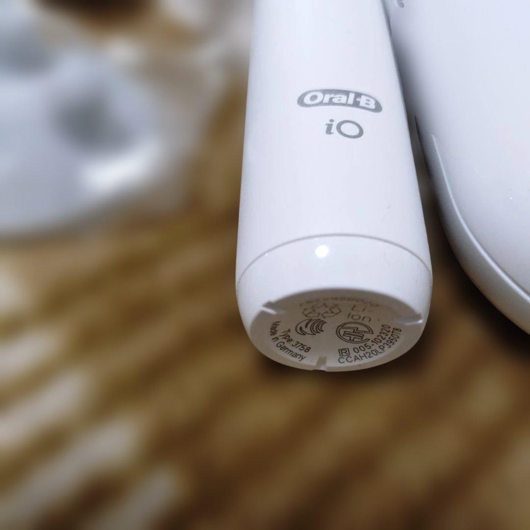 ブラウン　電動歯ブラシ　io8