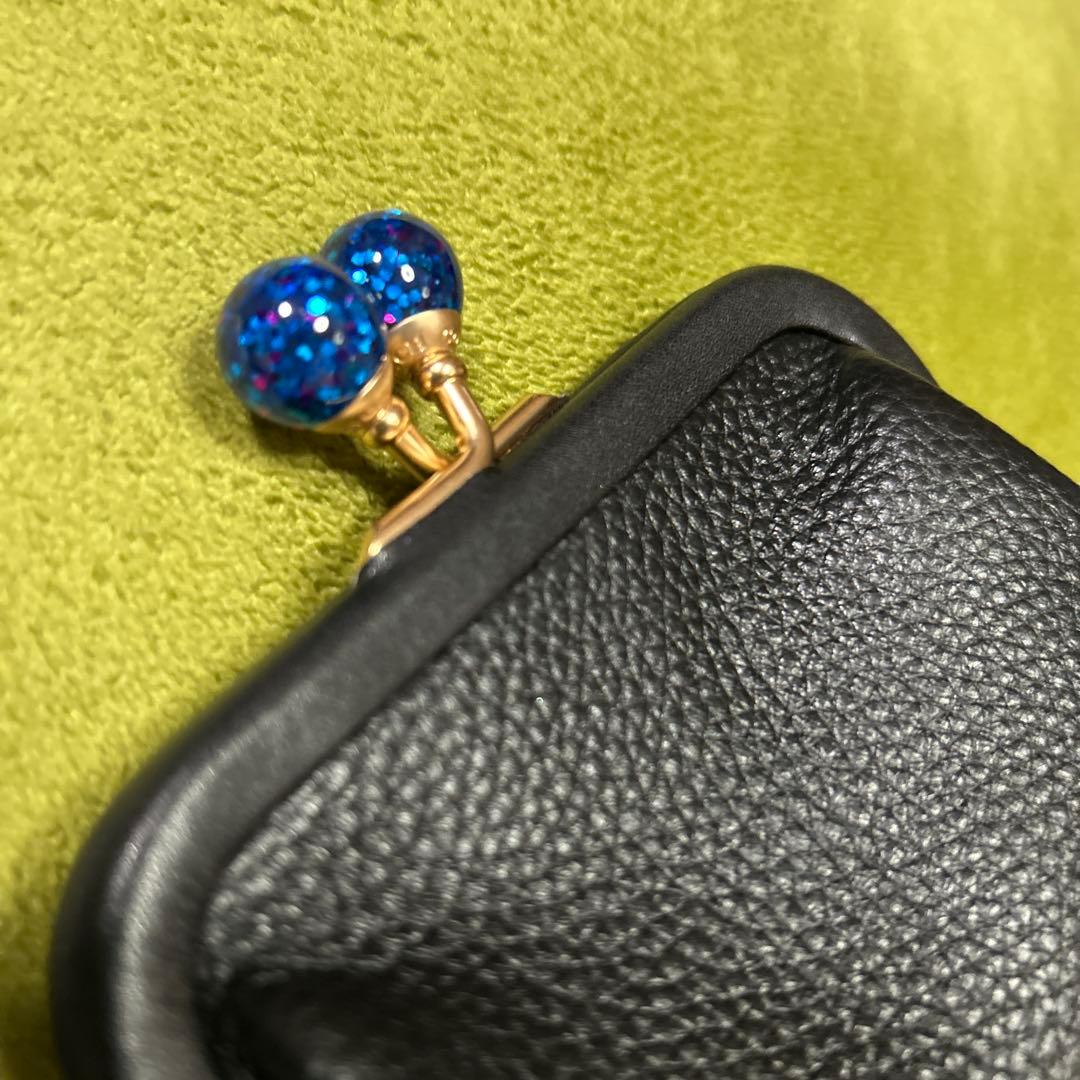 【美品】coachがま口 ケース　小銭入れ　黒 ブルーラメ