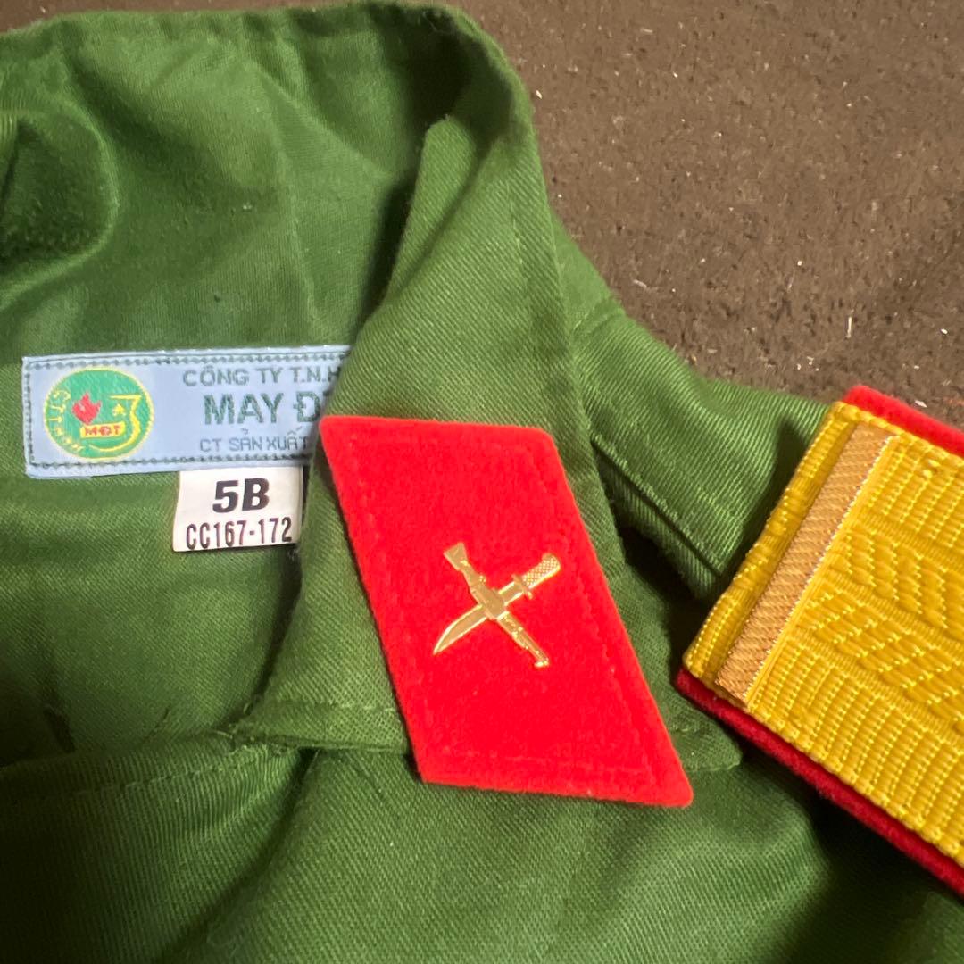 ベトナム人民軍　制服⭐︎長袖