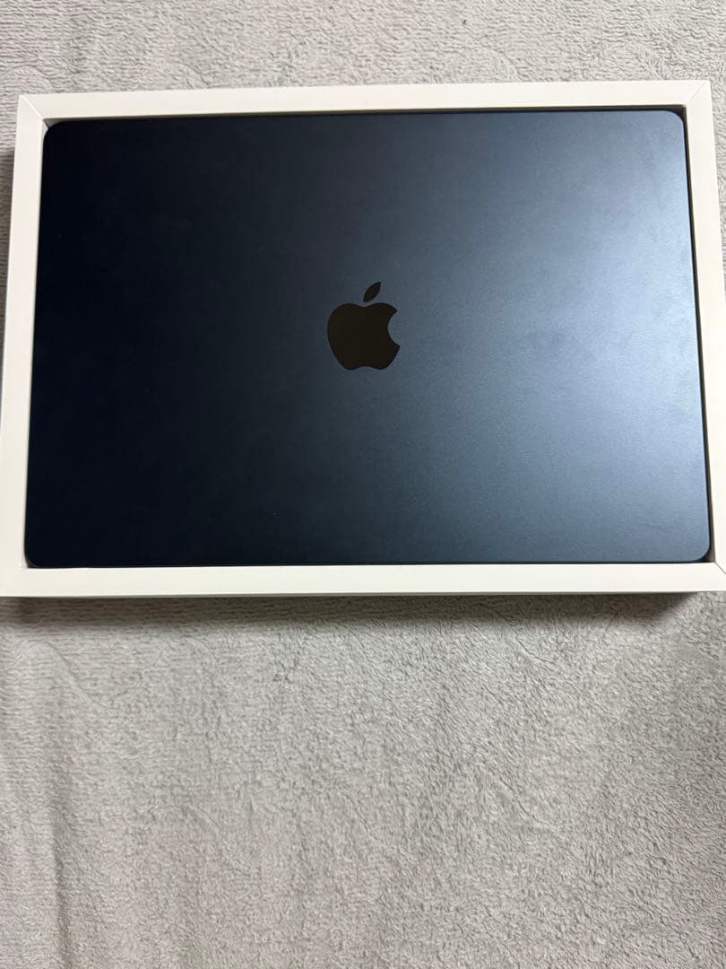 MacBookair ブラックM3 15インチ　8GB 256GB