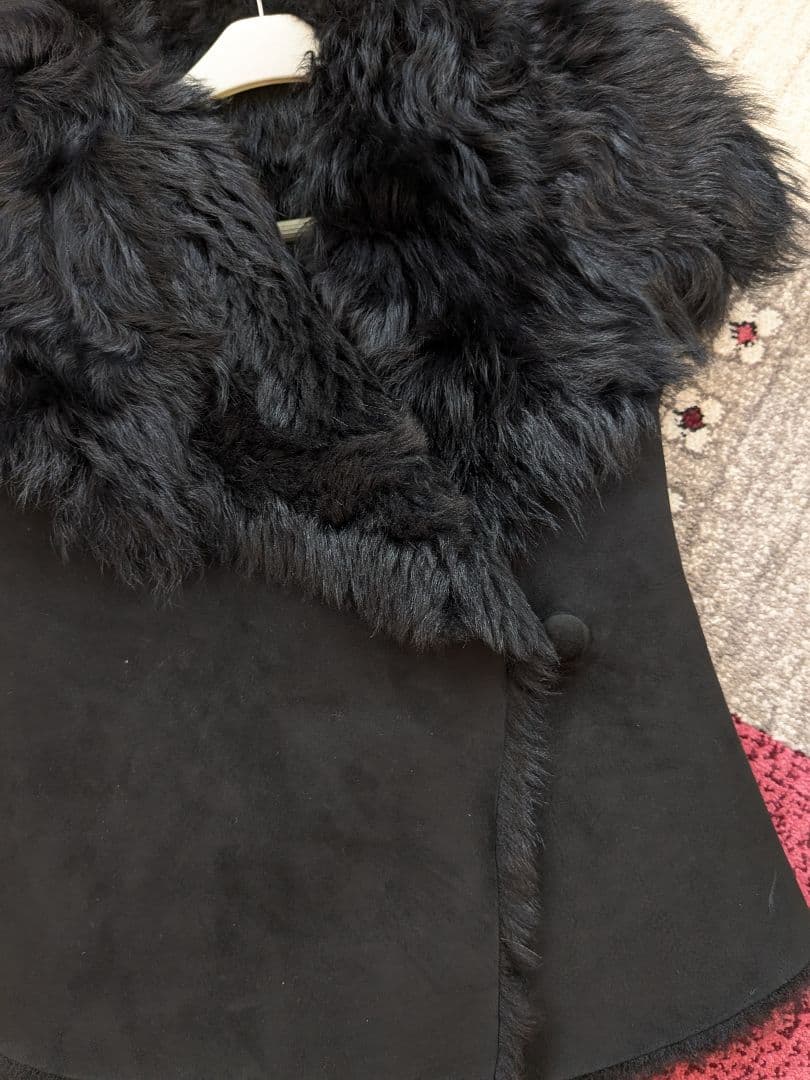 MOGA　シープファーベスト　ブラック