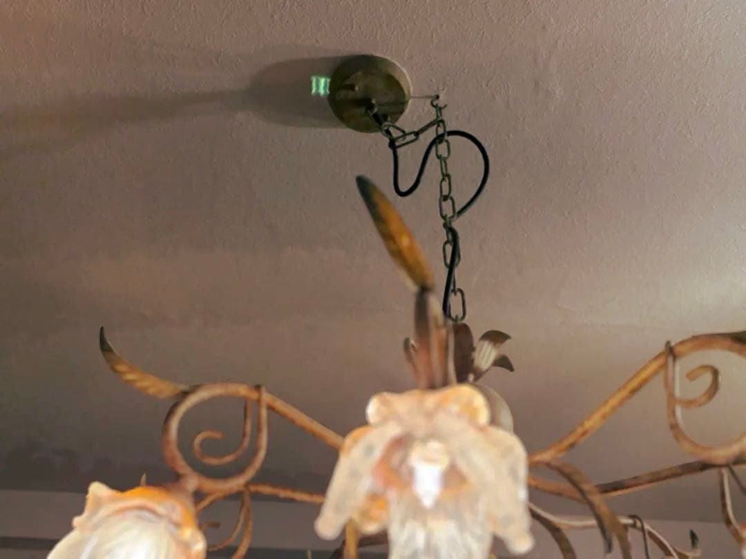 アンティーク シャンデリア フラワーモチーフ 8灯