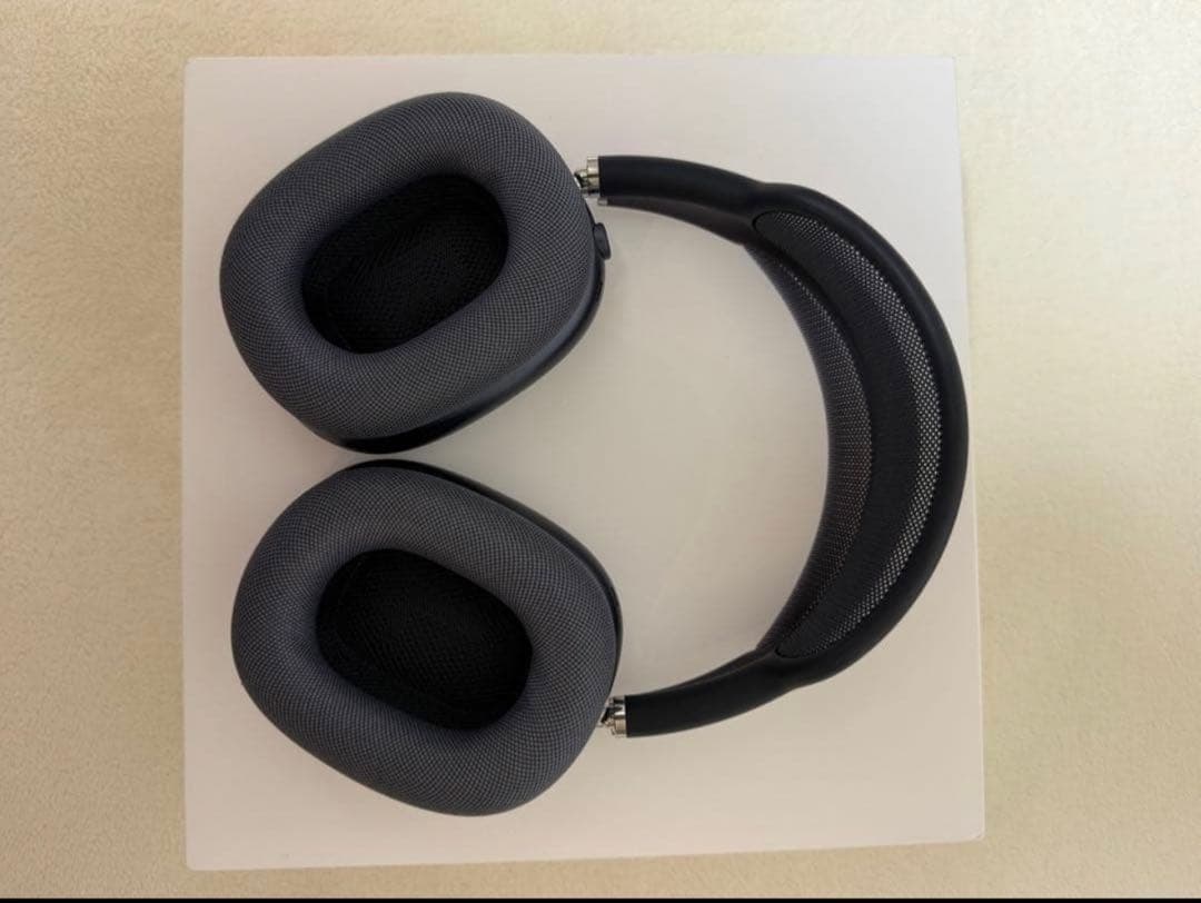 イヤホン AirPods max