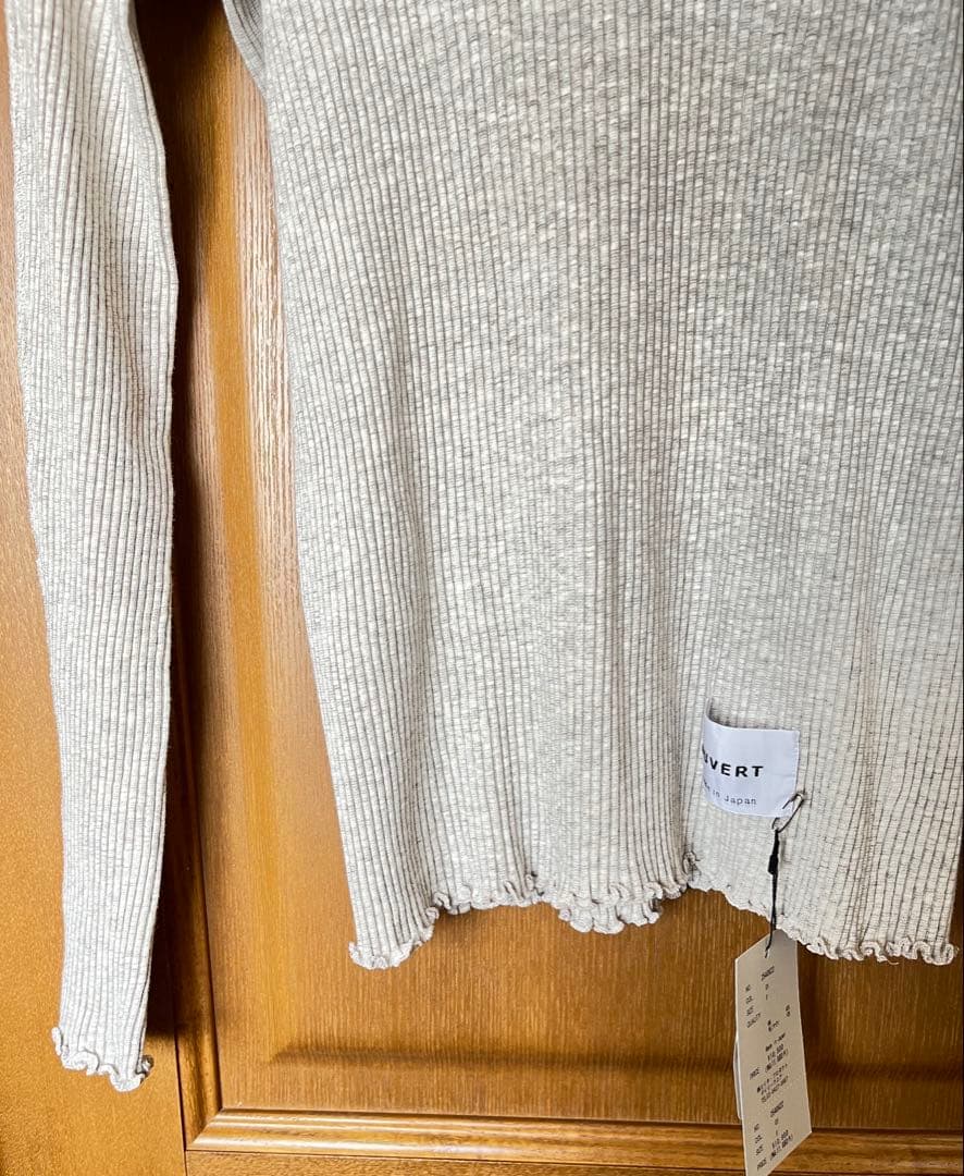 handsofcreation OUVERT タートルネックプルオーバー