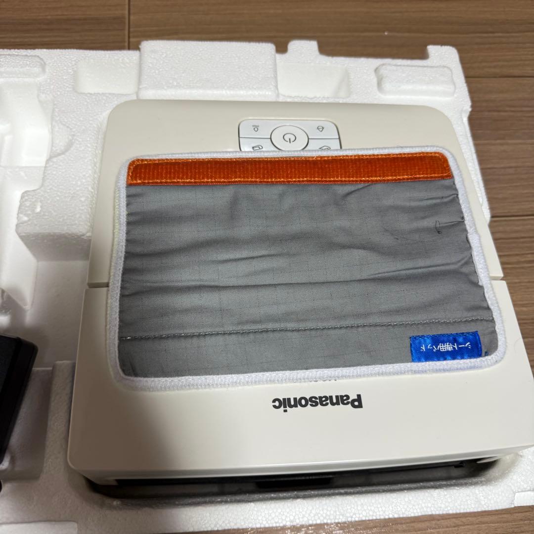 パナソニック MC-RM10-W 床拭きロボット掃除機