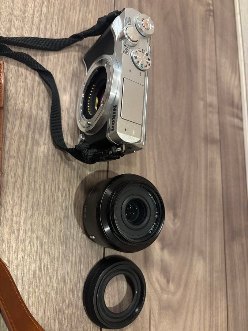 NIKON 1 J5 デジタルカメラ（レンズ等付属）