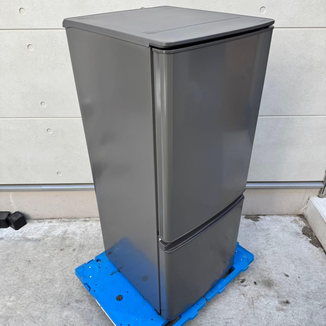 202⭐️2024年製美品★三菱電機　冷蔵庫　グレー　自動霜取り　一人暮らし