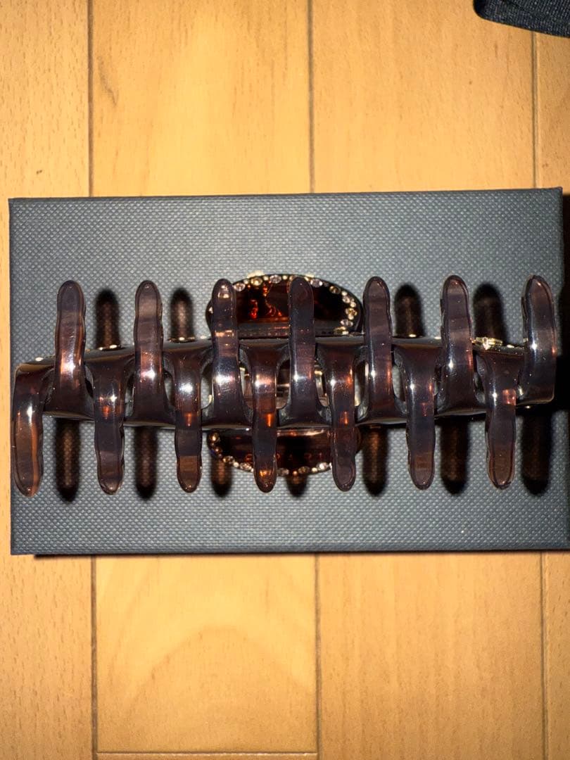 【新品未使用】アレクサンドル ドゥ パリ 新作 Mクリップ ブラウン