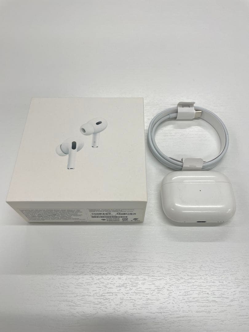 AirPods本体 ホワイト 充電ケース付き