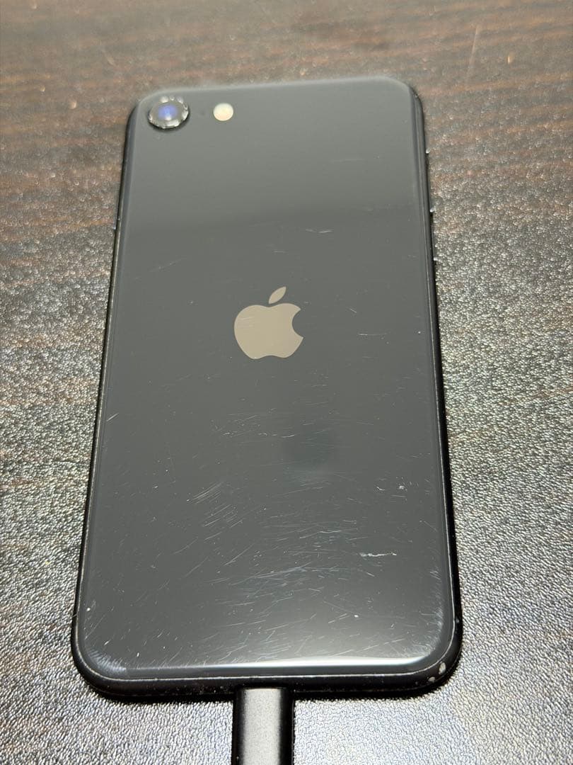 iPhone SE 第2世代　ブラック　128GB 本体